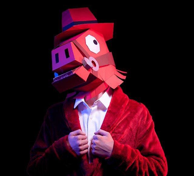 Máscara papercraft tamaño real